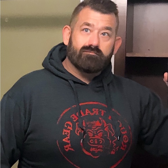 Meet your Posher, Eric - Picture 3 of 4